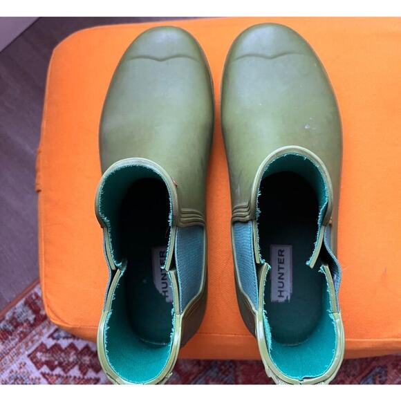 Hunter Original Commando Chelsea Rain Boot Women. Size 7. Utility green. - Picture 3 of 4